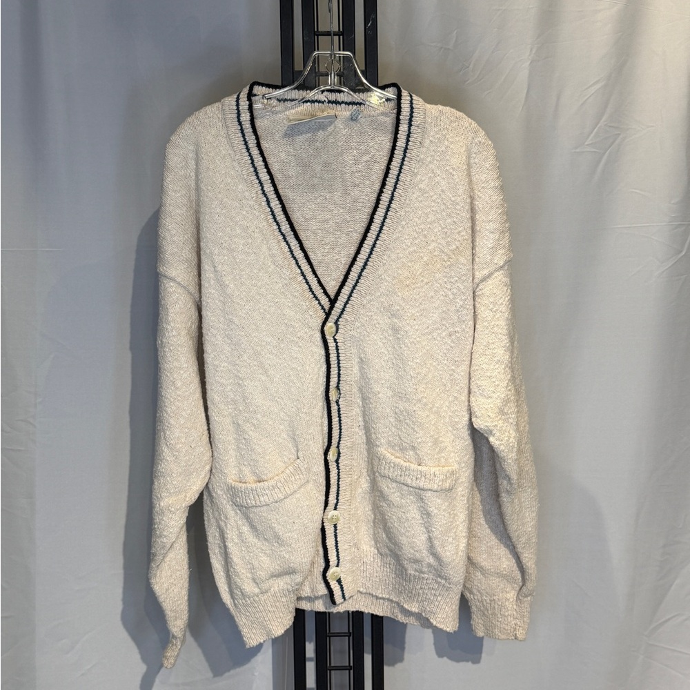 Elegant Cream Cardigan with Black Accents‎